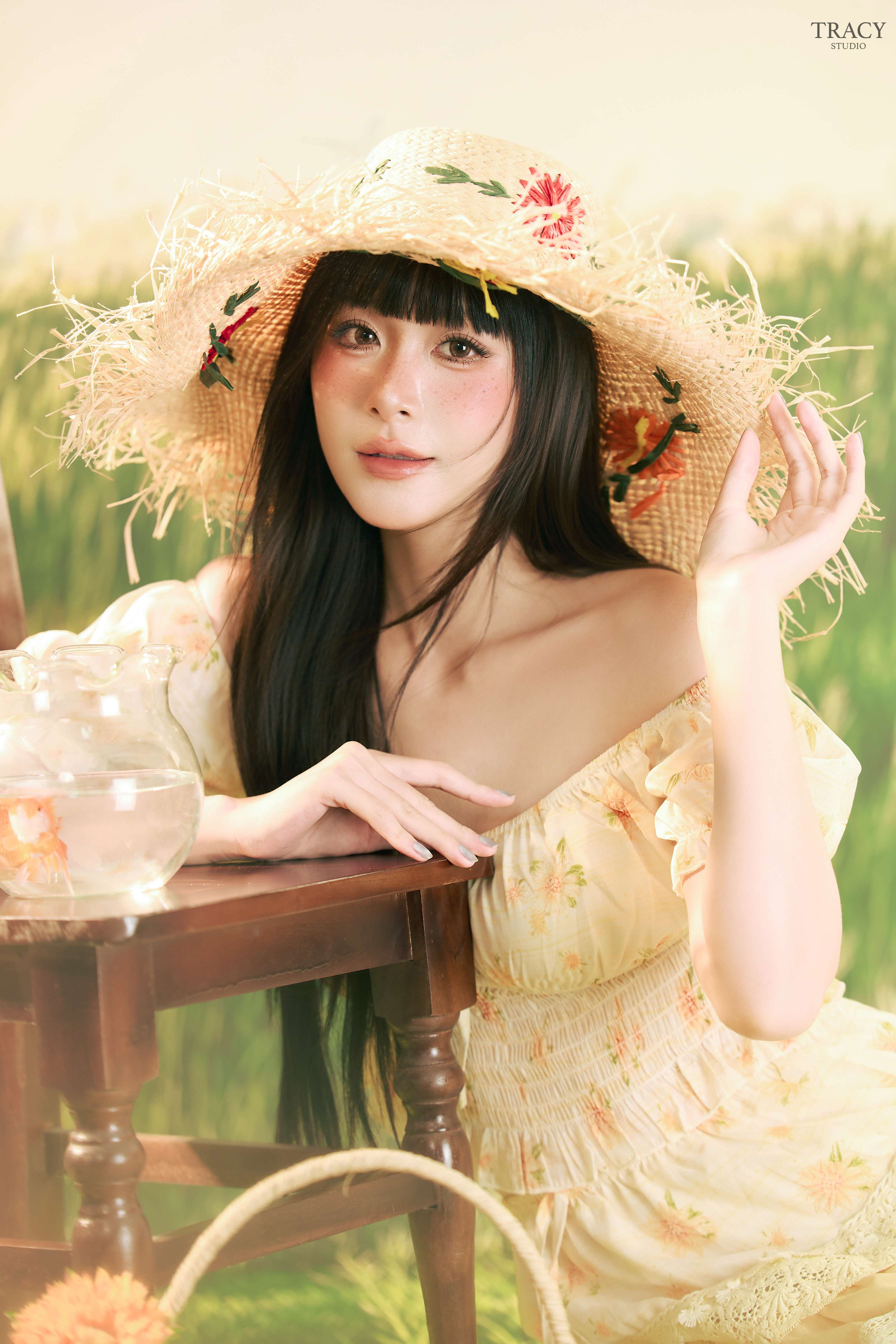 frontend/img/gallery/concept-nang-tho/tracy-studio-chup-dien-vien-trang-emma (11).jpg